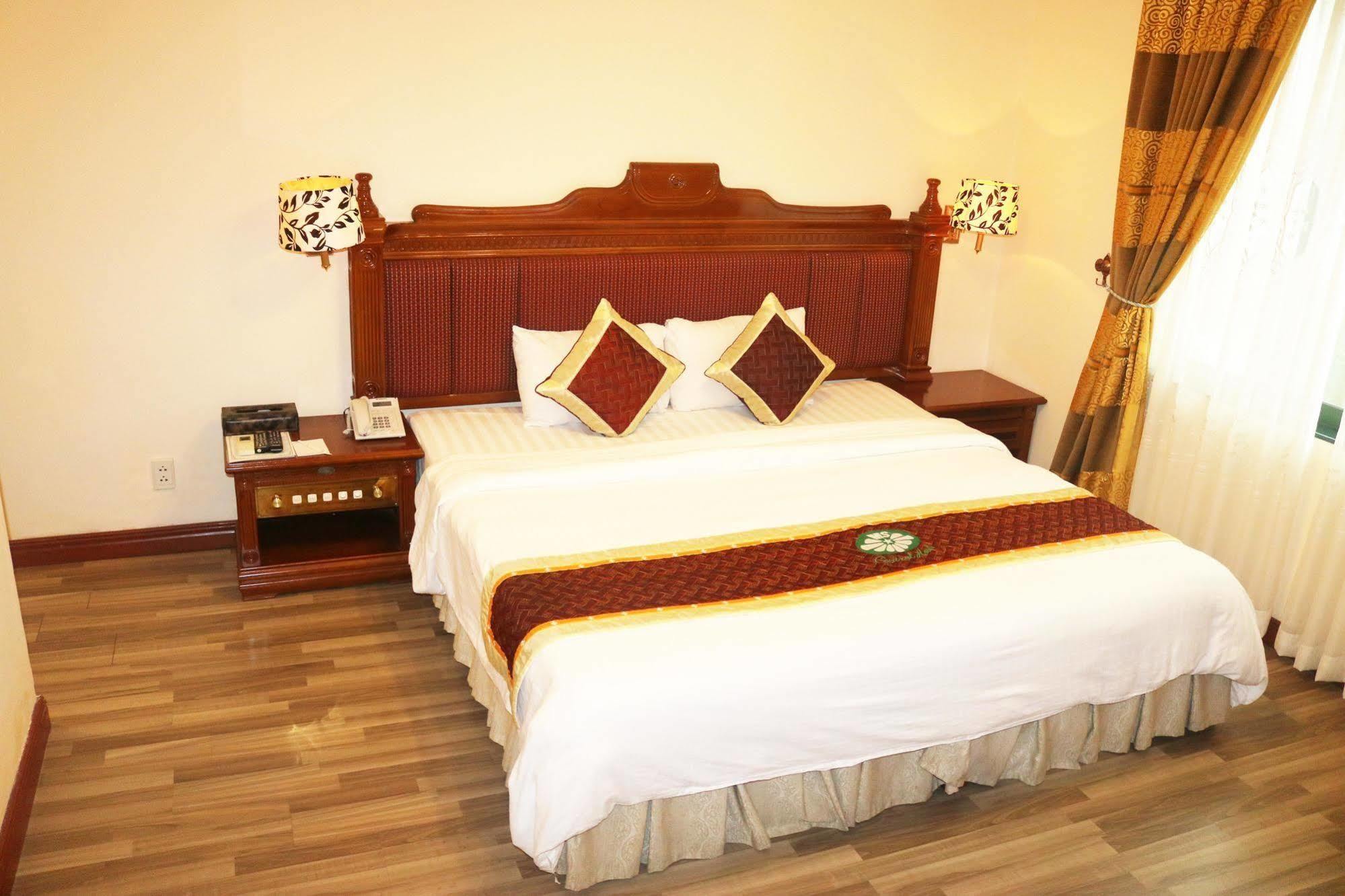 Central Hotel Quang Ngai Zewnętrze zdjęcie