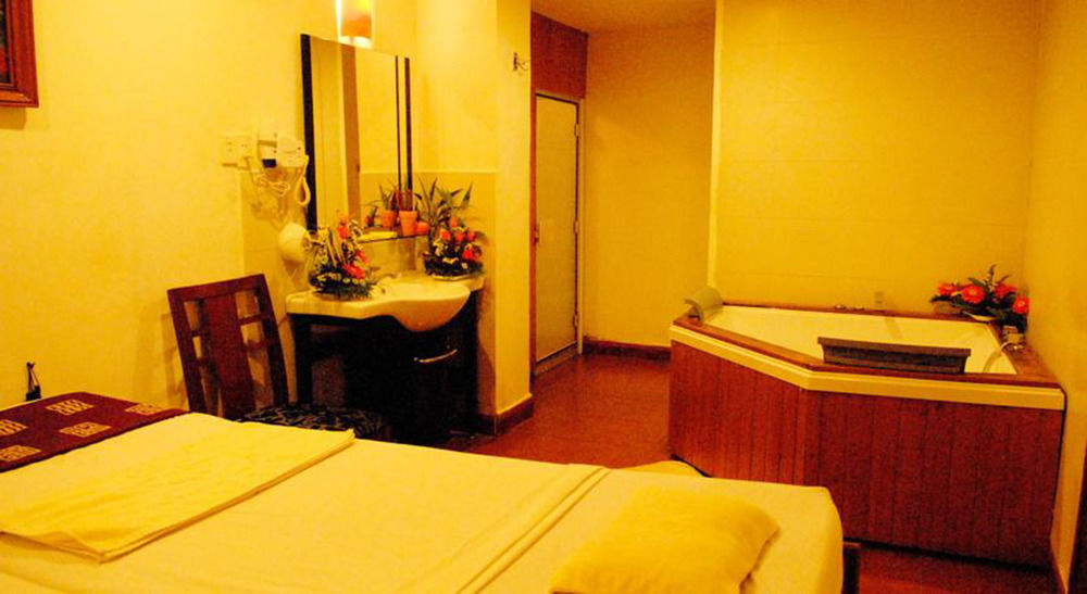 Central Hotel Quang Ngai Zewnętrze zdjęcie